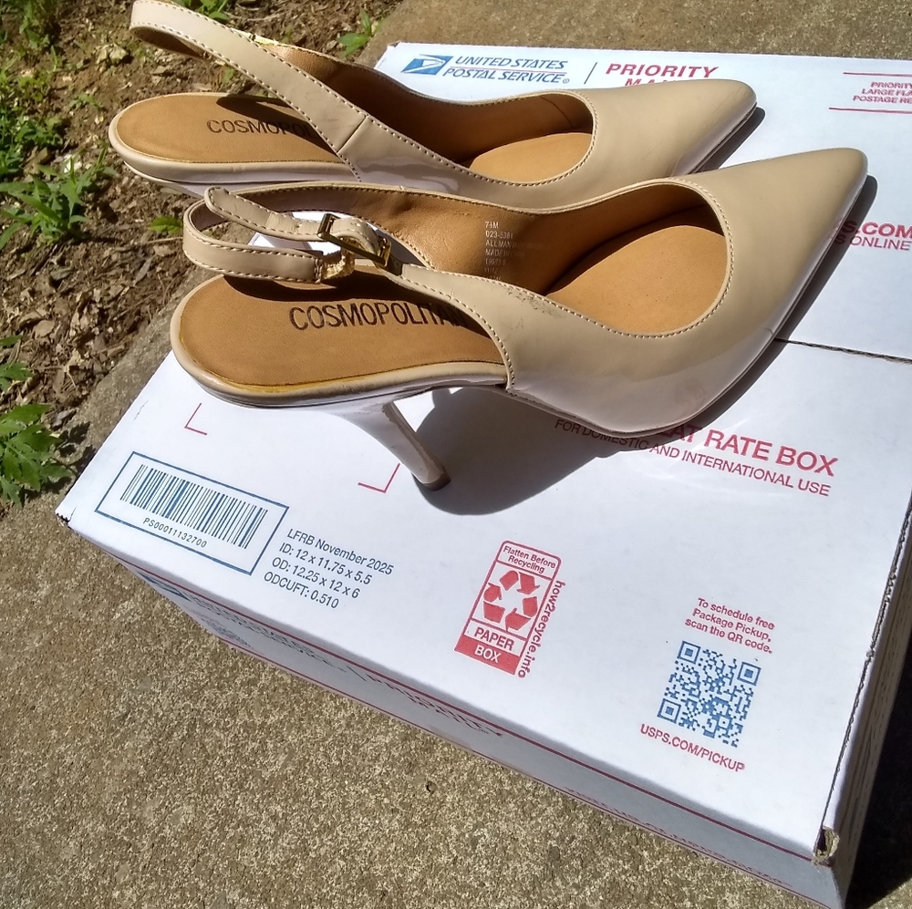 🤎 Cosmopolitan Heels - Picture 4 of 7
